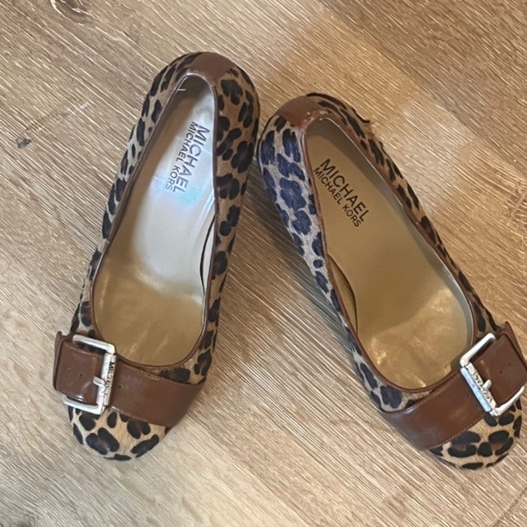 Michael Kors Vero Cuoio Heels Animal Print Suede Size 6 - Picture 8 of 15